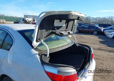 2006 BMW 530I z USA, uszkodzony, nr VIN WBANE73516CM43544